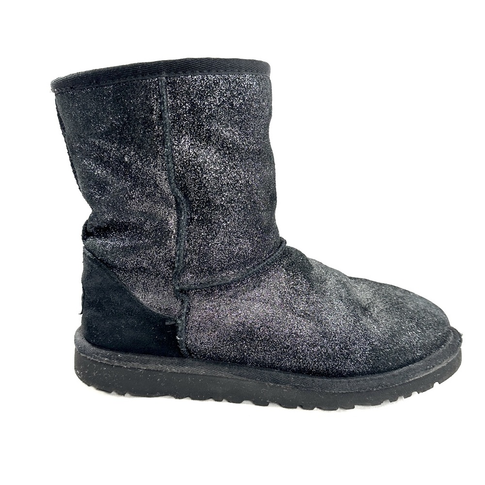 UGG Girl Size 3 Black Glitter Leather Boot Sheepskin Lining Short Winter Outdoor